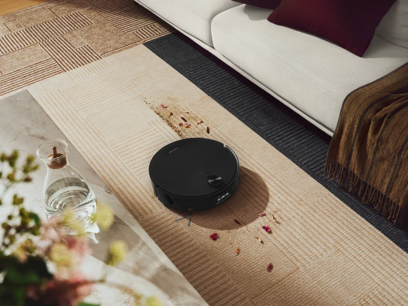 Roborock Saros 20 Flow Robotic Vacuum