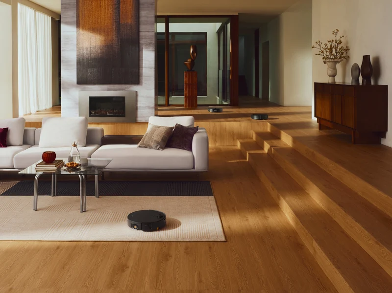 Roborock Saros 20 Flow Robotic Vacuum