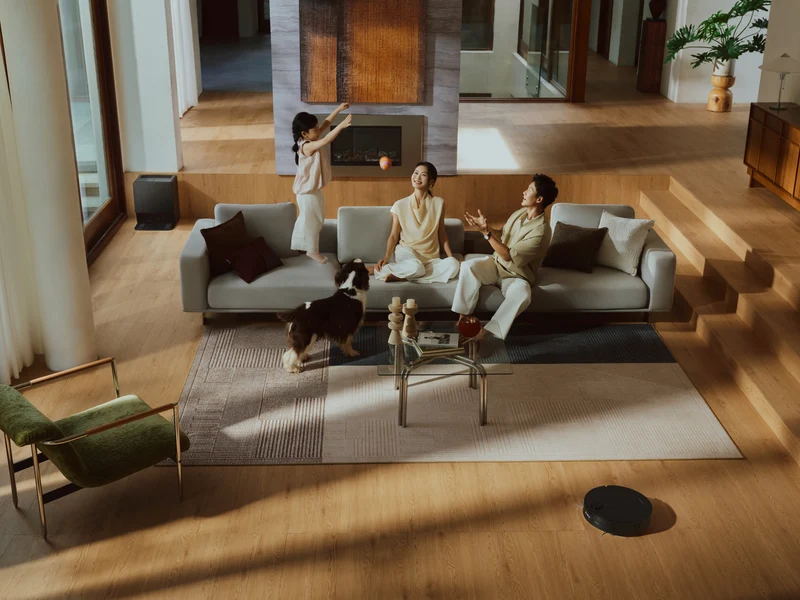 Roborock Saros 20 Flow Robotic Vacuum
