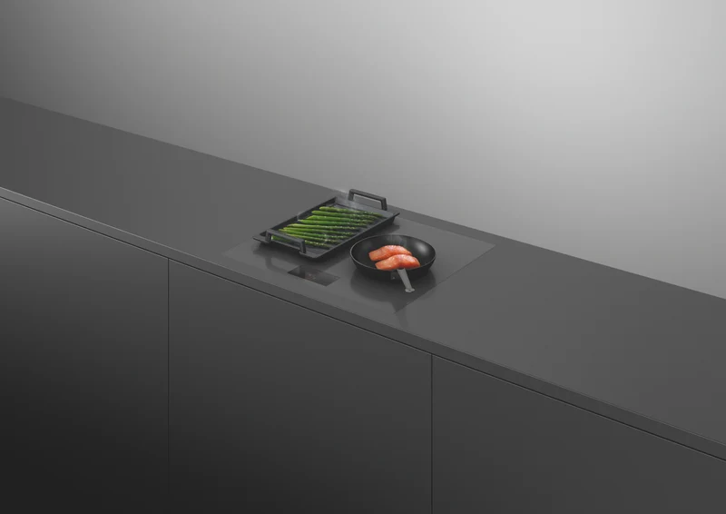 Fisher & Paykel 60cm Series 9 4 Zone Induction Cooktop, 2 SmartZones