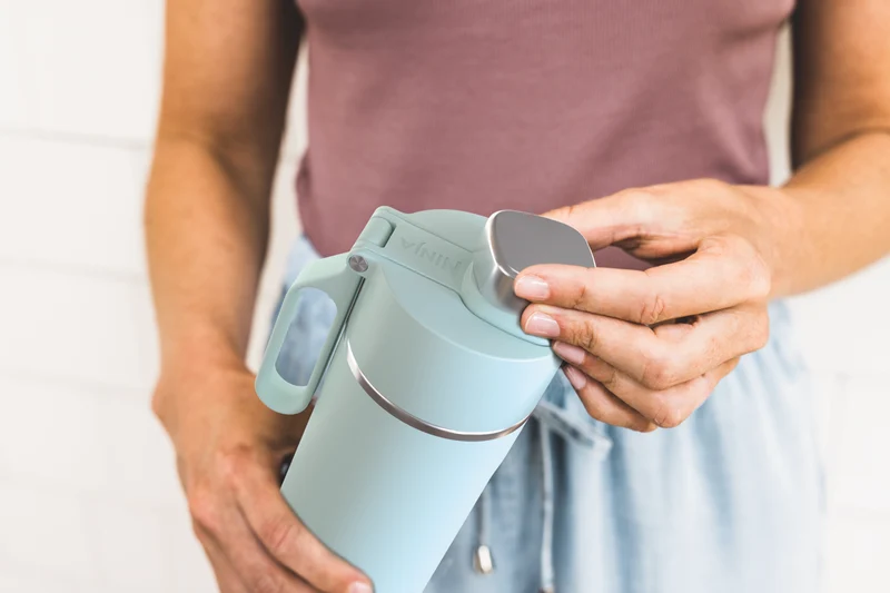 Ninja Thirsti 700ml Travel Bottle Seafoam Blue
