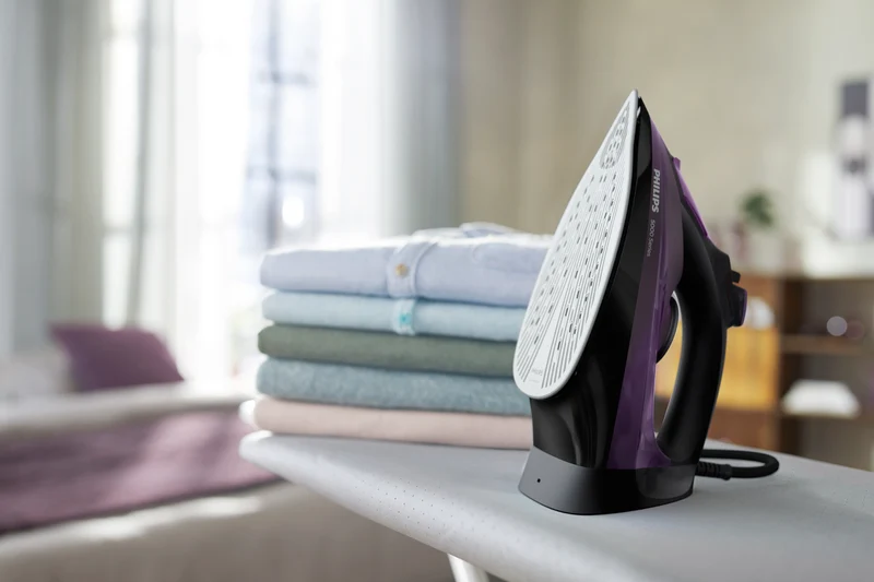 Philips 5000 Series Steam Iron Dark Purple