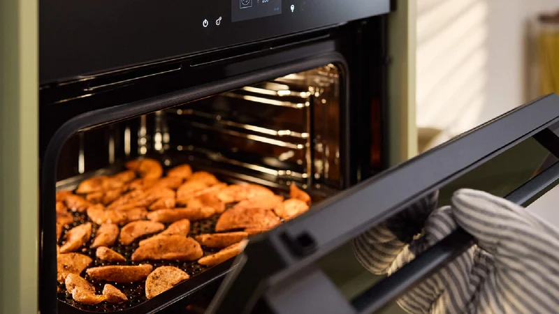 Haier 600 Series 60cm Built In Oven, Grey, 16 Function, Self Cleaning, Airfry, Steam Assist Plus