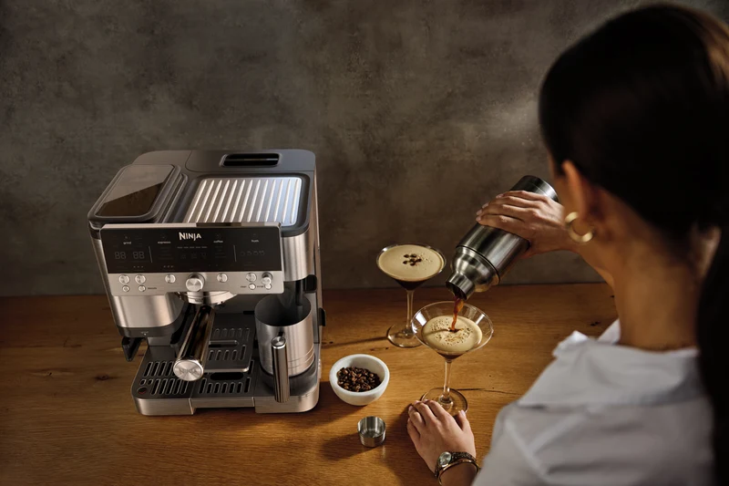 Ninja Luxe Cafe Manual Espresso Coffee Machine