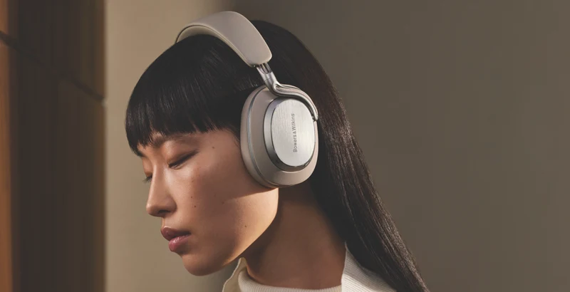 Bowers and Wilkins Px8 S2 Warm Stone