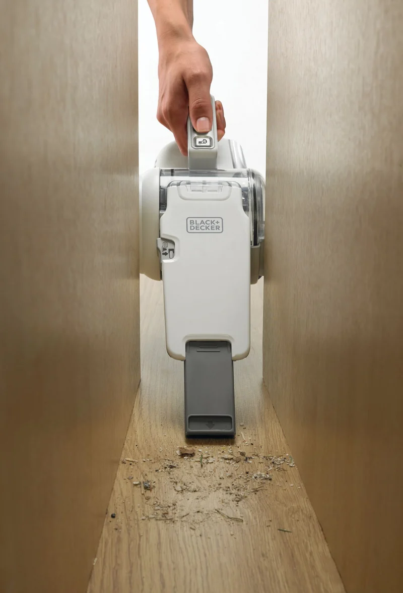 BLACK & DECKER 18V Dustbuster Handheld Vacuum