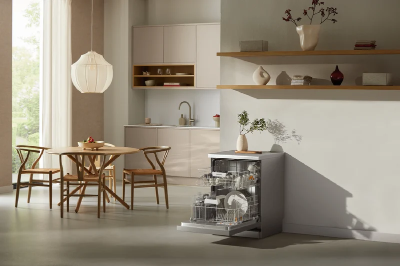 Miele 60cm Freestanding Dishwasher with QuickPowerWash CleanSteel