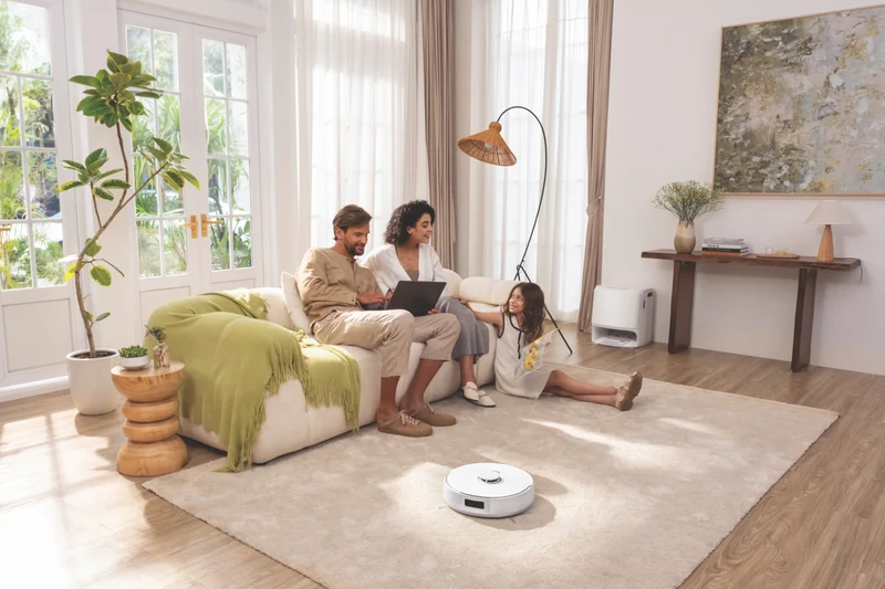 Narwal Freo Z10 Robot Vacuum and Mop