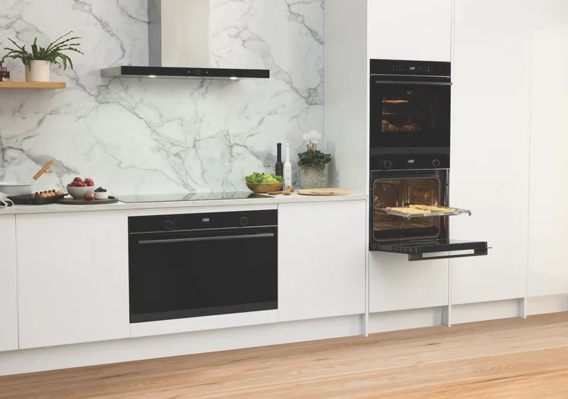 Technika 60cm 17 Function Pyrolytic Oven with Steam Bake, Air Fry & Pizza Pro
