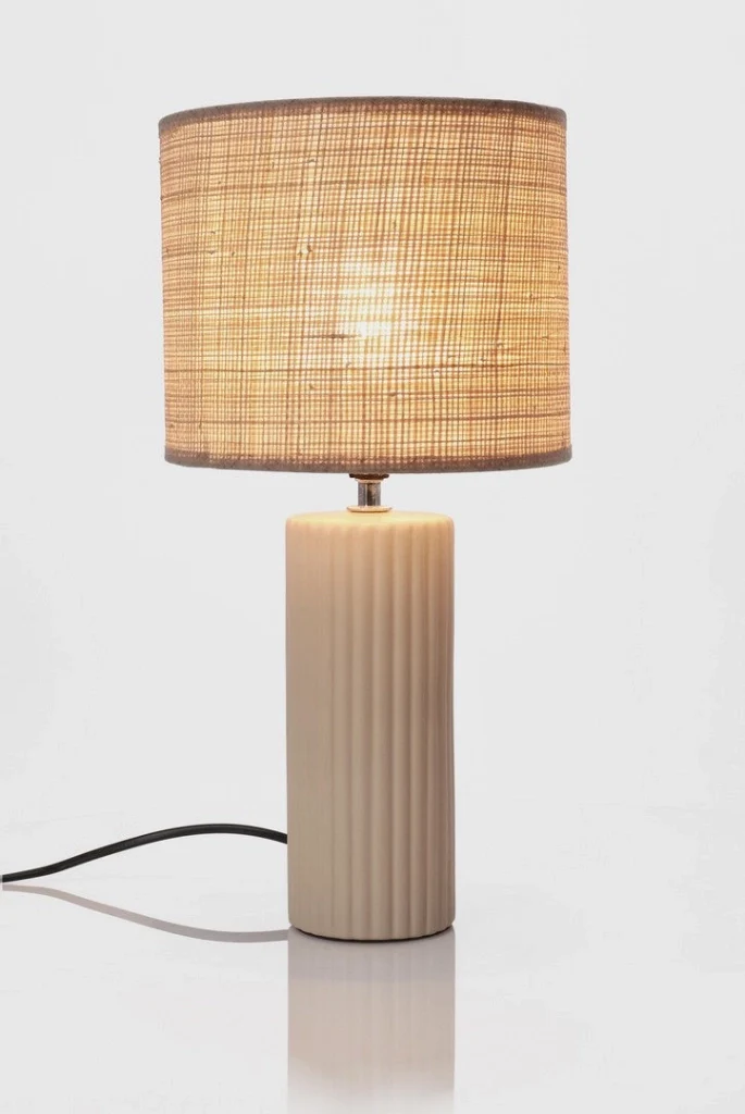 Lampada da Tavolo in Ceramica con Paralume in Rafia - AMIR