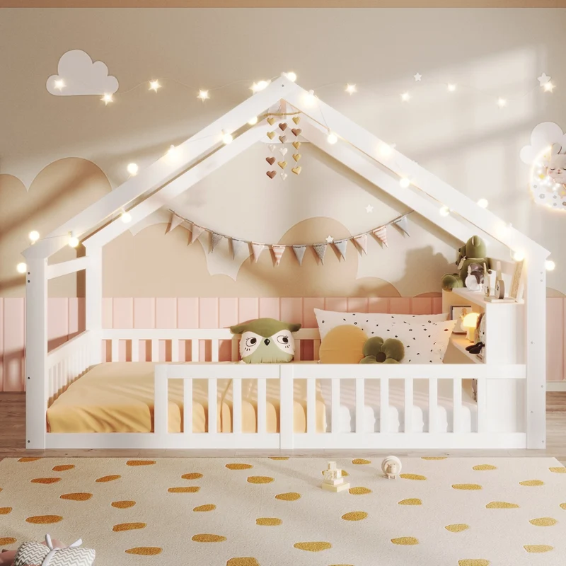 Letto a casetta per bambini 140 x 190 cm con sponde; lucine LED e scaffali laterali; bianco