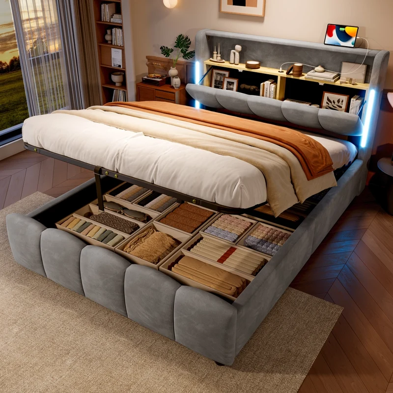 Letto contenitore 140x200 cm imbottito in velluto grigio con LED; testiera con vano e prese USB