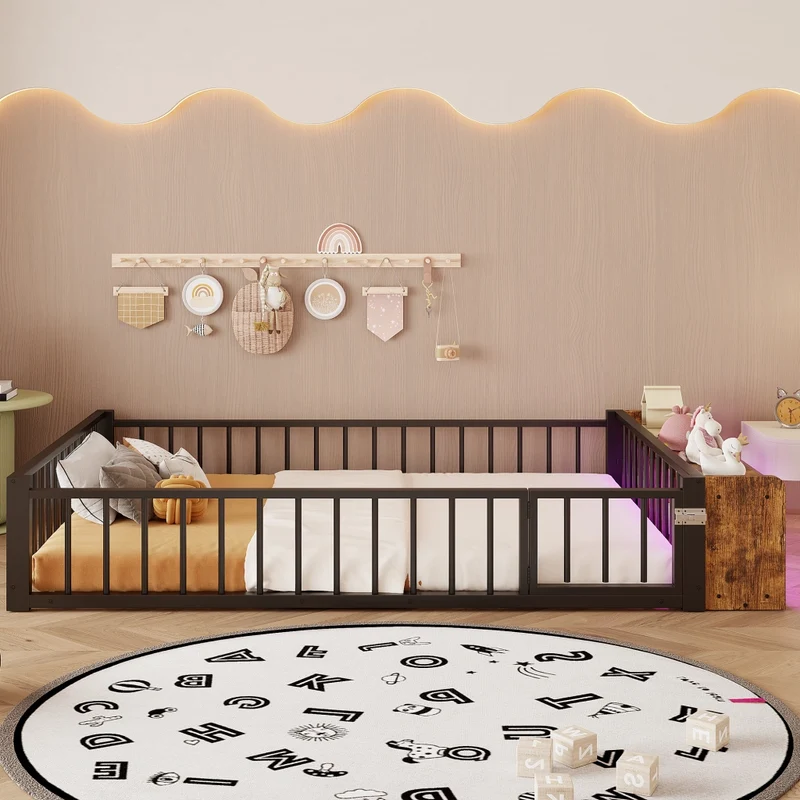 Letto per bambini 140x200 cm in metallo nero con sponde di sicurezza; vano portaoggetti e luci LED