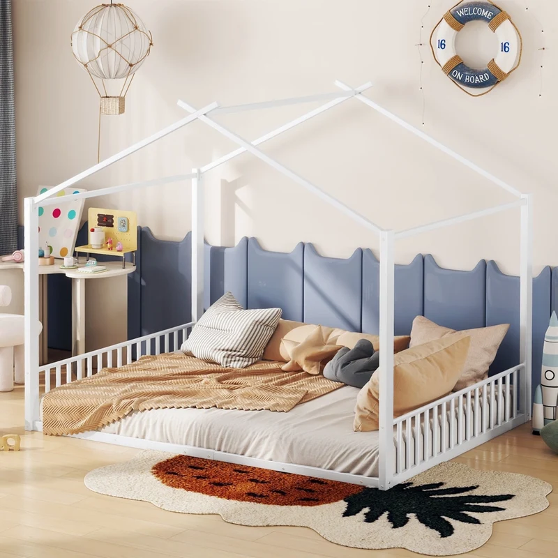 Letto per bambini 140x200 cm a forma di casetta in metallo bianco per cameretta