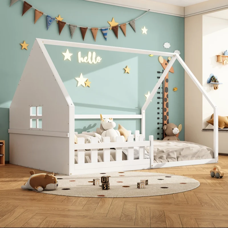 Letto casetta per bambini 140x200 cm in pino e MDF; bianco; con sponda protettiva